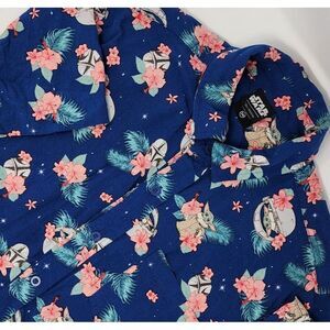 Star Wars Mandalorian Baby‎ Yoda Grogu Hawaiian Button Up Shirt Men's Small EUC